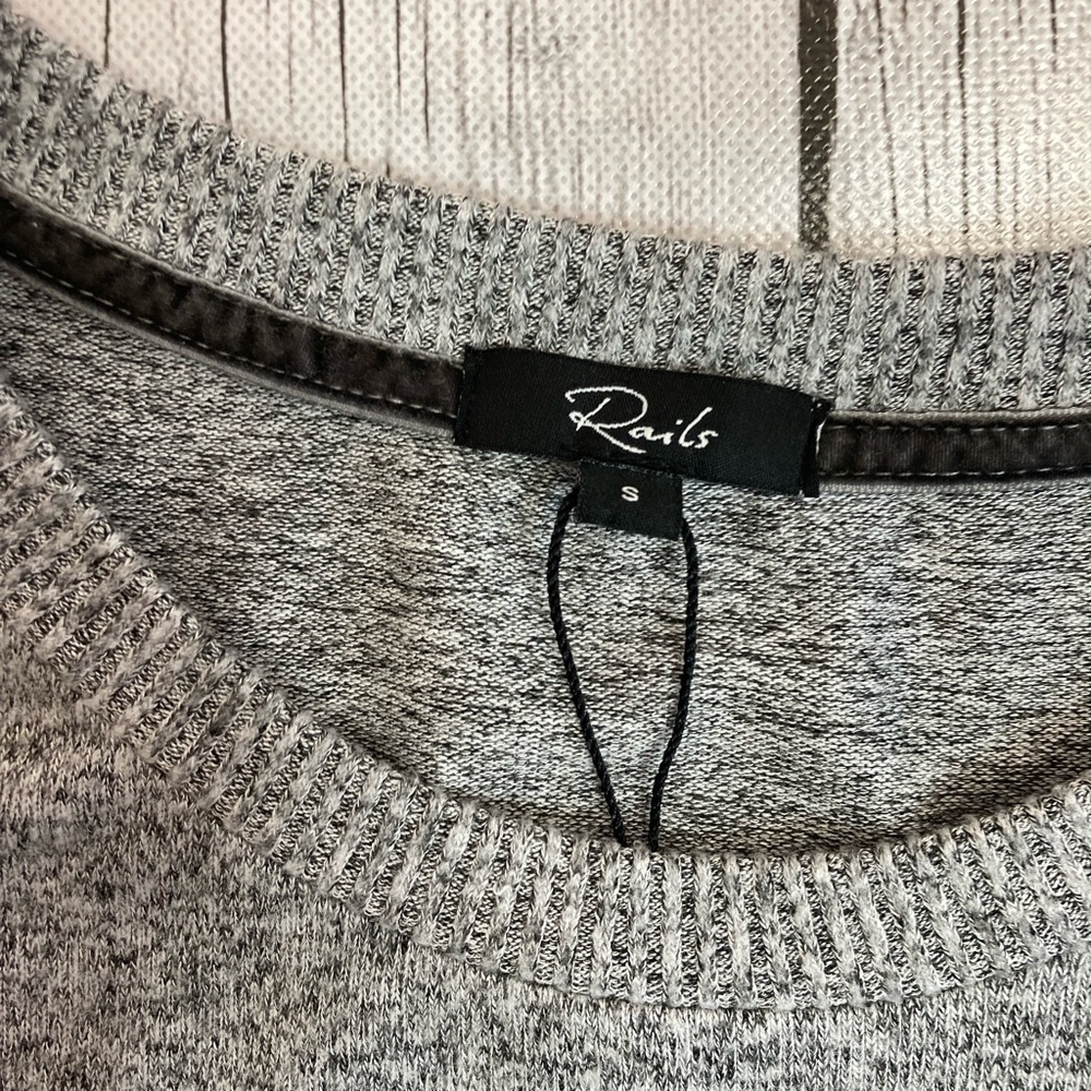 NWOT Rails Rag Hem Tee - Picture 7 of 12